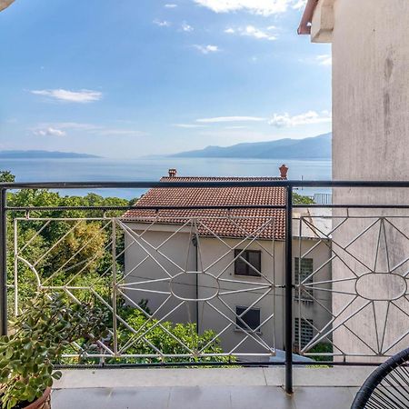 Nice Apartment In Rijeka With House Sea View Exteriör bild